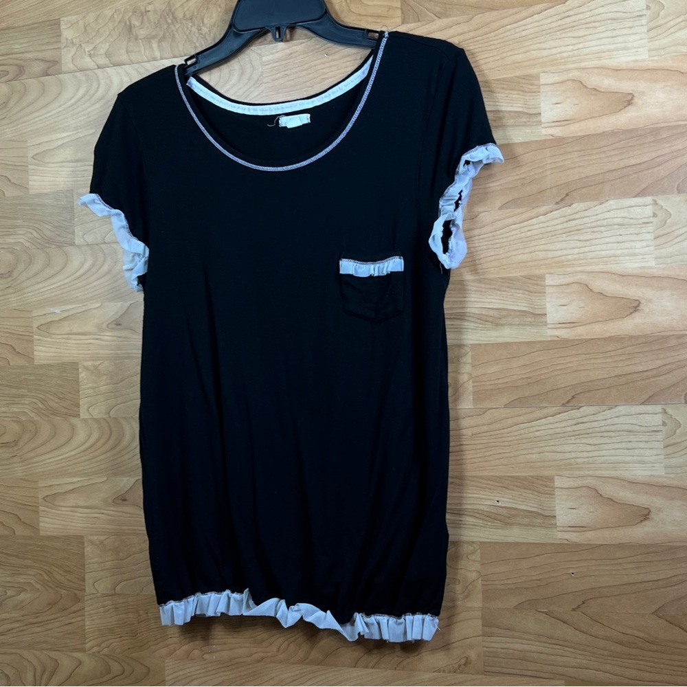 LAyla Size Medium Short Sleeve Black PJ Top w/White Lace around arms and…